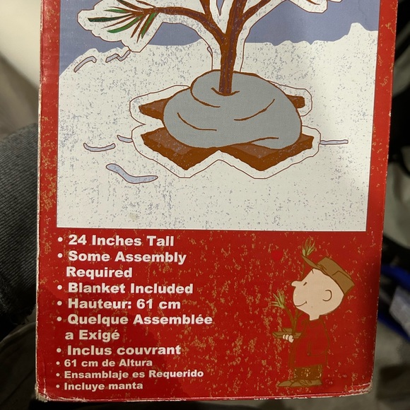 2011 Peanuts The Original Charlie Brown Christmas Tree, 24" Tall, With Box - Picture 3 of 3